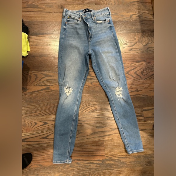 GAP Sky High Rise Universal Legging Jean - Picture 2 of 7